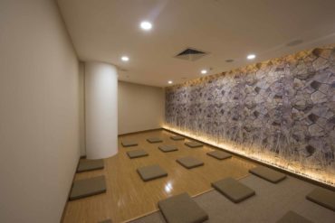 Phòng nằm tại Tầng 3 trong Thư viện trường ĐHQT Hồng Bàng