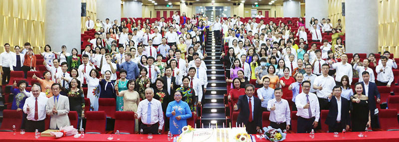 Kỷ niệm thành lập Trường Đại học Quốc tế Hồng Bàng