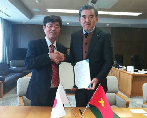 Khoa Răng – Hàm – Mặt HIU đào tạo bác sĩ nha khoa chuẩn quốc tế