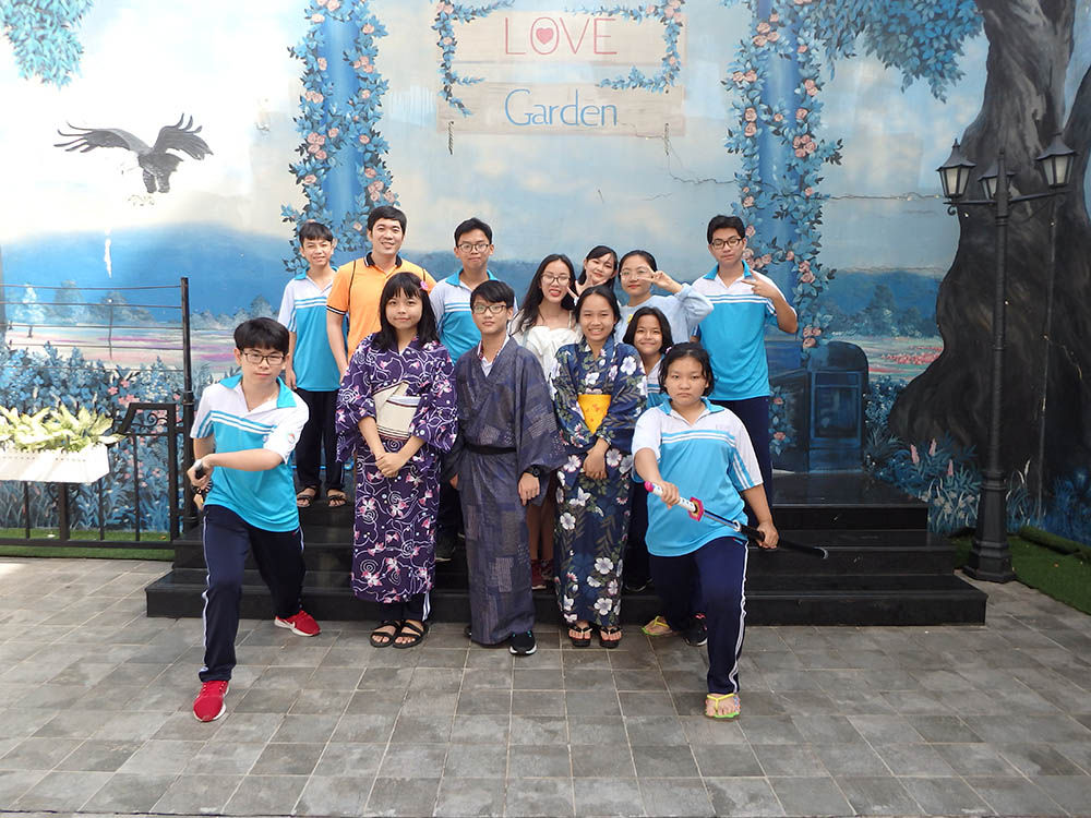 Đoàn trường PTTH Thủ Đức
