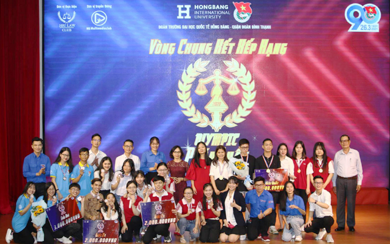 Chung kết cuộc thi Pháp luật HIU 2020