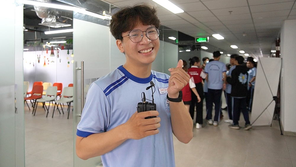 THPT Thủ Thiêm tham quan Trường Đại học Quốc tế Hồng Bàng
