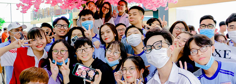 THPT Thủ Thiêm tham quan Trường Đại học Quốc tế Hồng Bàng