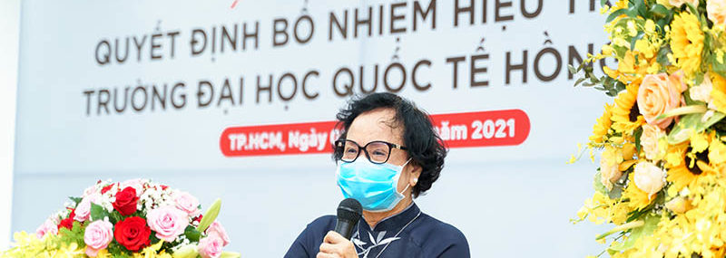 PGS.TS Trần Thị Trung Chiến - nguyện Bộ trưởng Y tế - đánh giá cao năng lực khoa học và quản trị đại học của tân hiệu trưởng Trường Đại học Quốc tế Hồng Bàng - Ảnh: VIỆT THÁI
