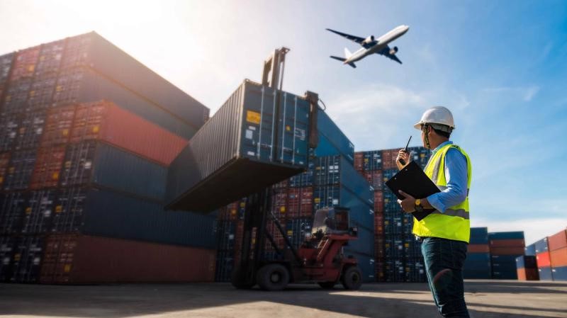 ngành Logistics