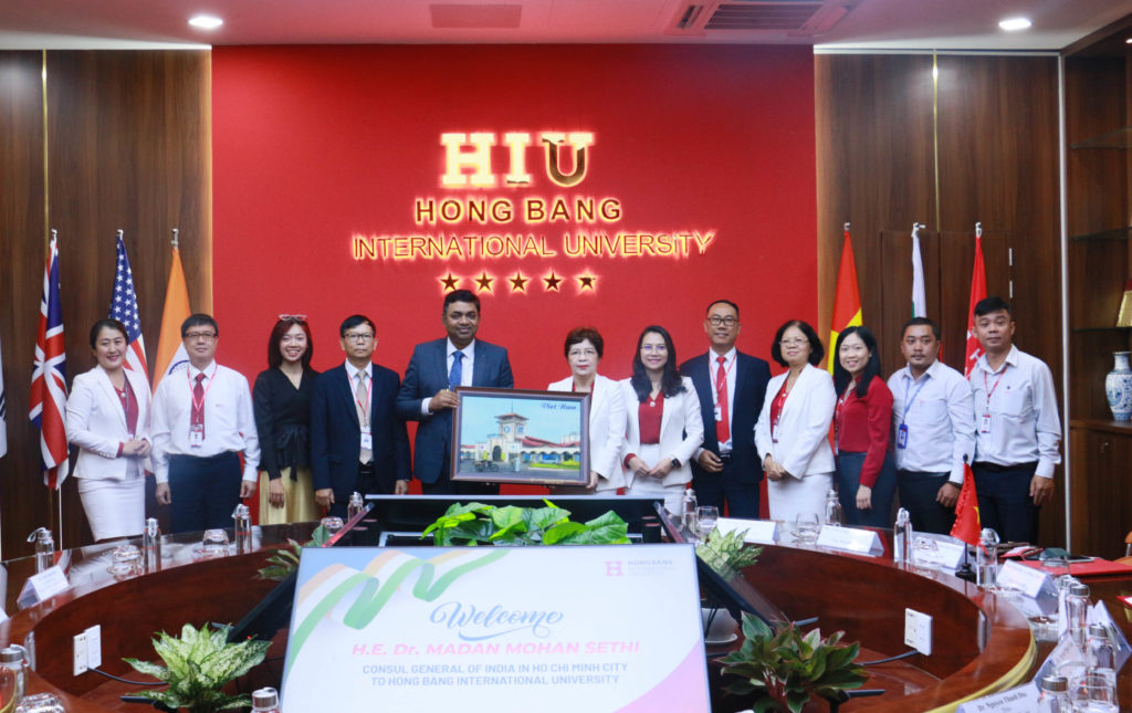Hình ảnh này chưa có thuộc tính alt; tên tệp của nó là IMG_1964-2-1024x645.jpg