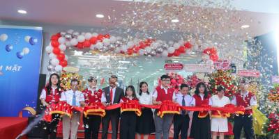 HIU Dignitaries mark the opening of an Orthodontic Clinic with an investment of 20 Billion VND