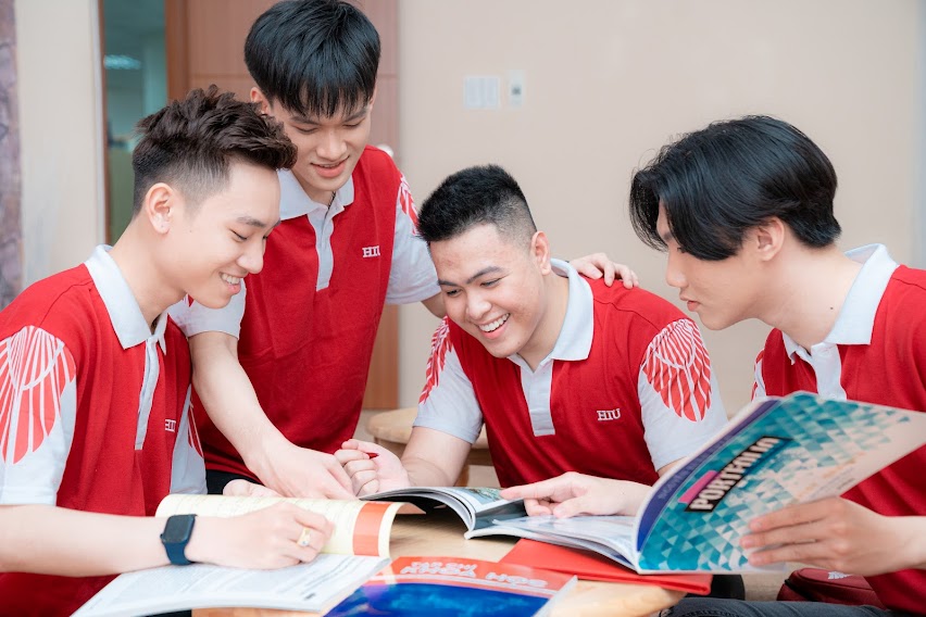 Sinh viên tốt nghiệp ngành CNTT có thể làm việc ở nhiều vị trí quan trọng cả trong nước lẫn quốc tế.