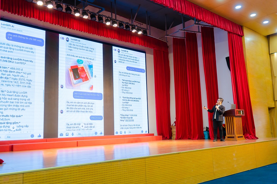 Ông Nguyễn Minh Đức (IM GROUP) trình bày về giải pháp tự động thông minh cho doanh nghiệp thông qua nhân viên AI kết hợp Workflow Automation.
