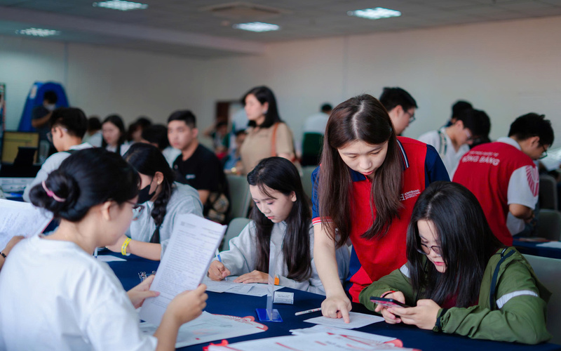 Xét tuyển bổ sung năm 2025: Thời gian, ngành và cách nộp tại HIU
