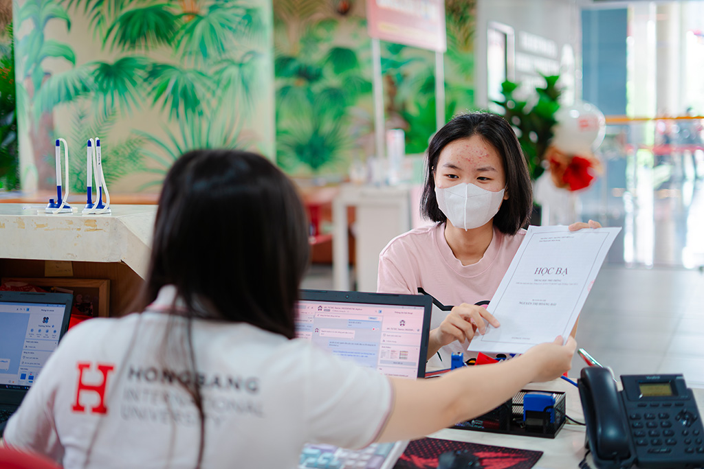 HIU xét tuyển học bạ THPT từ 18 điểm trở lên