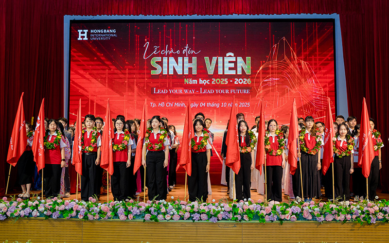 Bùng nổ Lễ Chào đón năm học mới 2025–2026 tại HIU