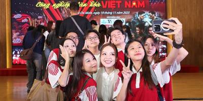 Sinh viên truyền thông HIU và bài học thực tế từ Tọa đàm công nghiệp văn hóa