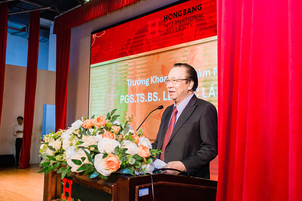 GS.TS.BS Lê Đức Lánh - Trưởng khoa Khoa Răng Hàm Mặt phát biểu tại Lễ kỷ niệm 15 năm thành lập