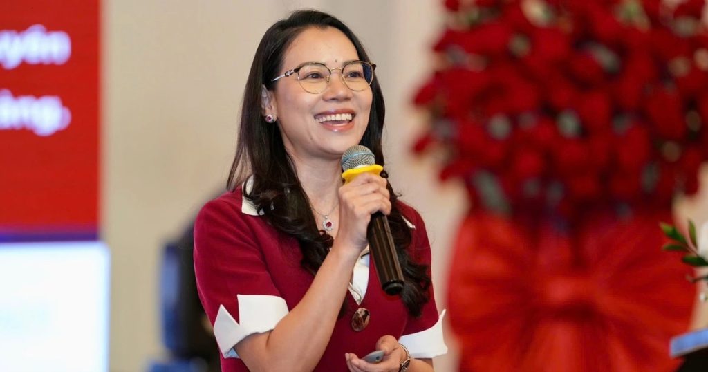 ThS.NCS Trần Thúy Trâm Quyên, Phó hiệu trưởng Trường Đại học Quốc tế Hồng Bàng (HIU), phát biểu tại tọa đàm