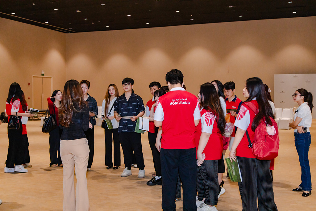 Tham quan không gian Ballroom tại Wynnley Venue & Retreats của Zumstart