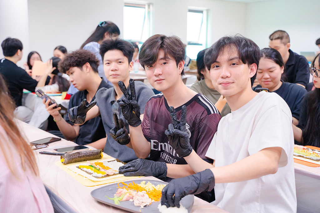 Sinh viên HIU trải nghiệm giao lưu văn hóa Hàn Quốc cùng Đại học Quốc gia Pusan