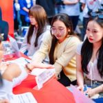 Lỡ cả đời không rực rỡ thì sao? Hãy tỏa sáng theo cách của riêng mình