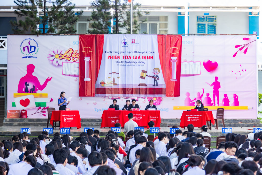 Theo ngành Luật kinh tế HIU bạn có cơ hội trải nghiệm các phiên tòa giả định